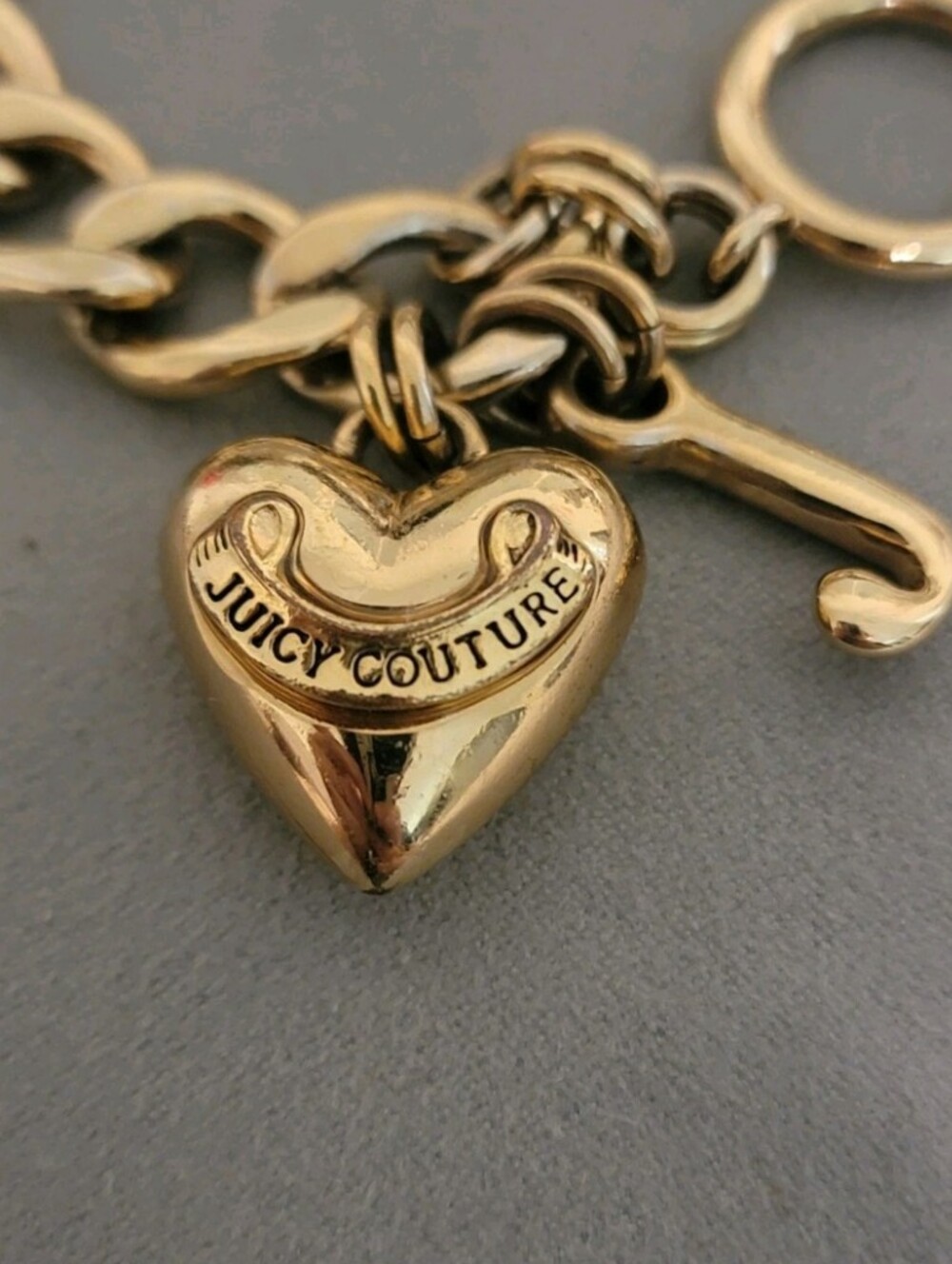 Juicy Couture Gold Heart Charm Toggle Link Bracelet